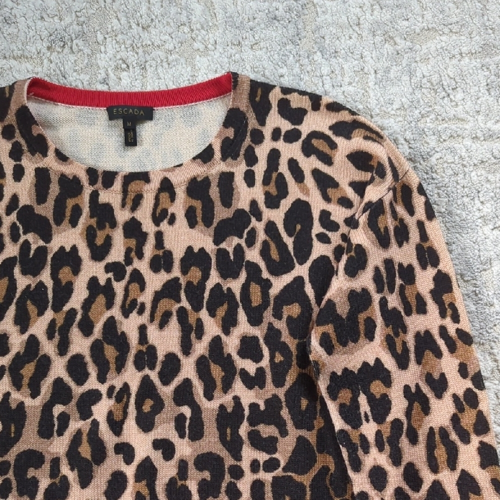 Escada Leopard Print Sweater Size Medium - Picture 3 of 5